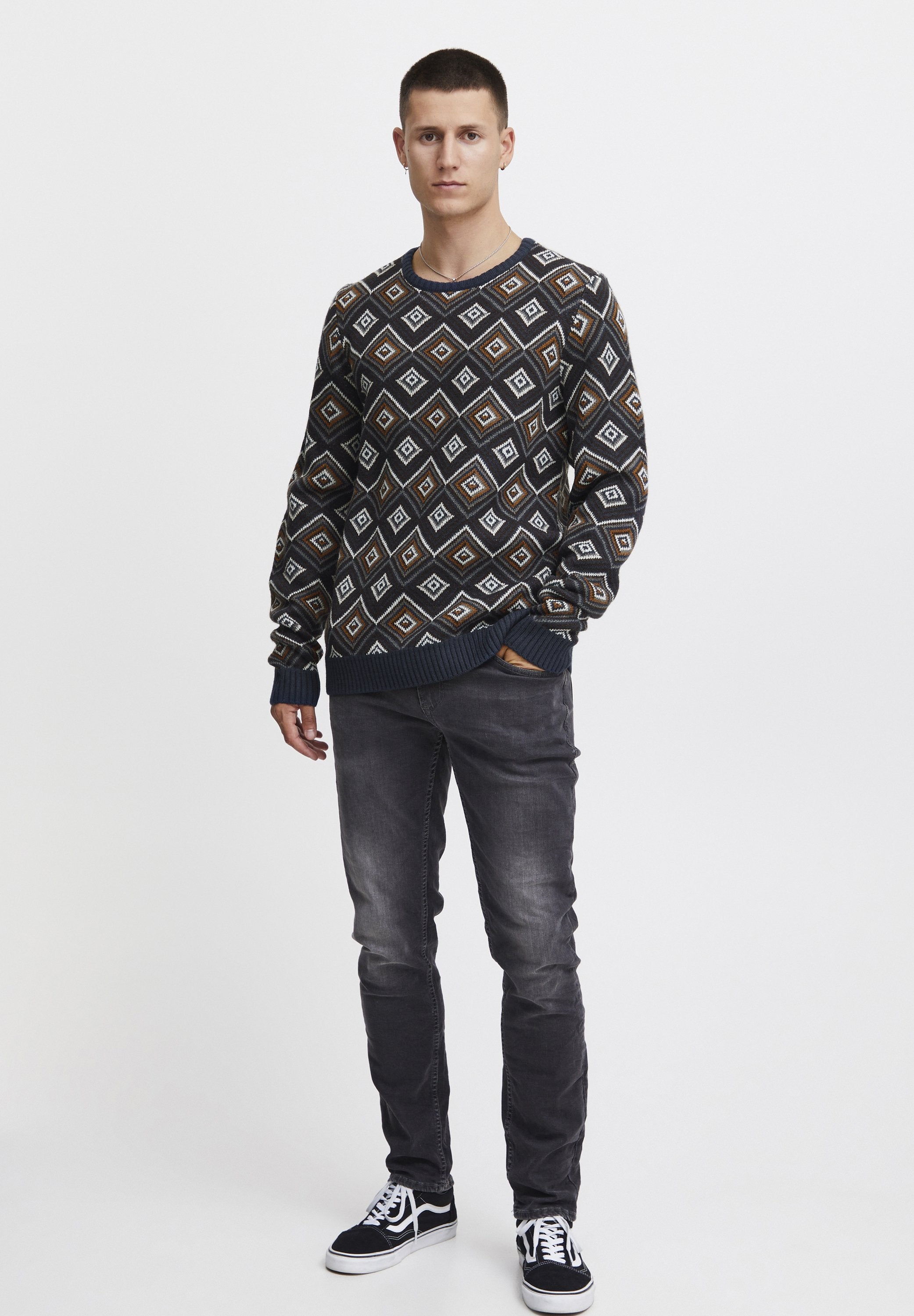 BHPULLOVER Media 2