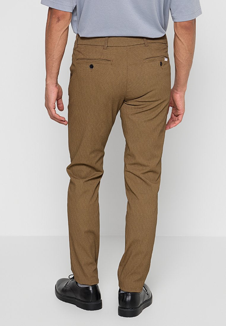 SLIM FIT Media 3