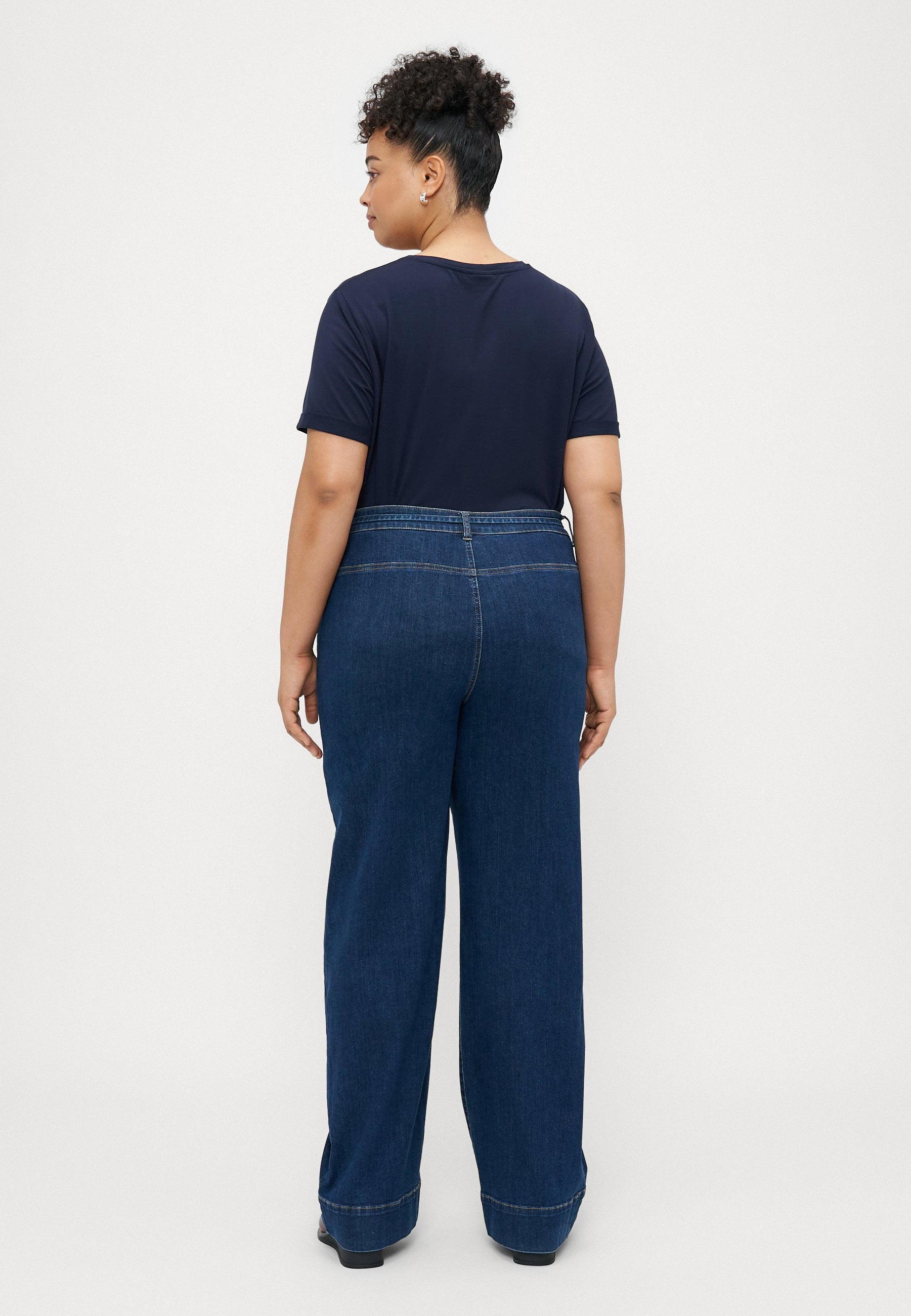 Wide-fit CARMADISON High waist Wide Leg Fit Media 4