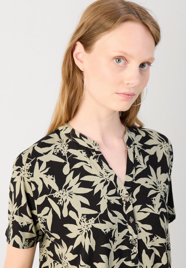 Marc O'Polo SHORT SLEEVE PLACKET AT FRONT