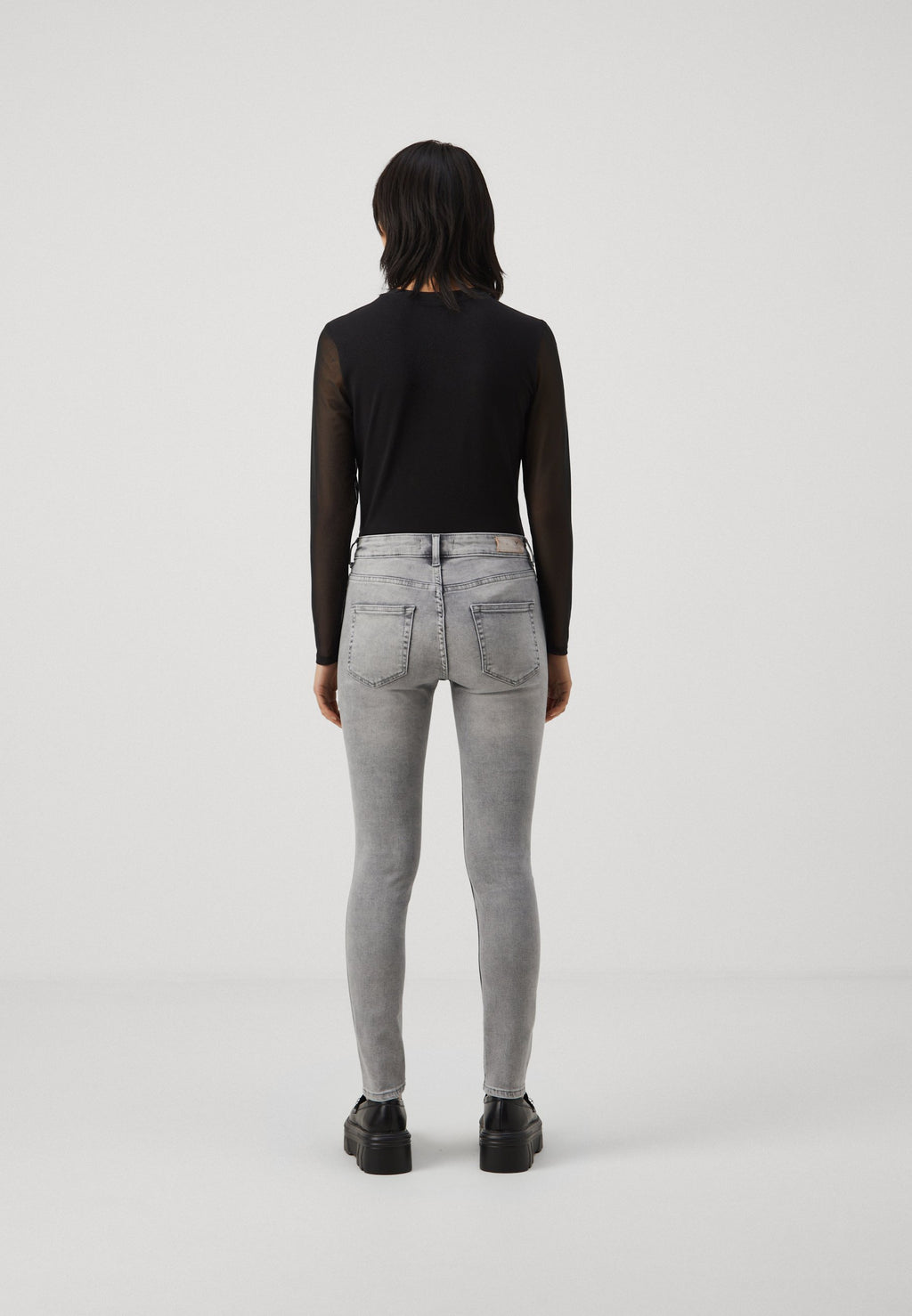 ONLBLUSH MID WAIST VIS Media 4