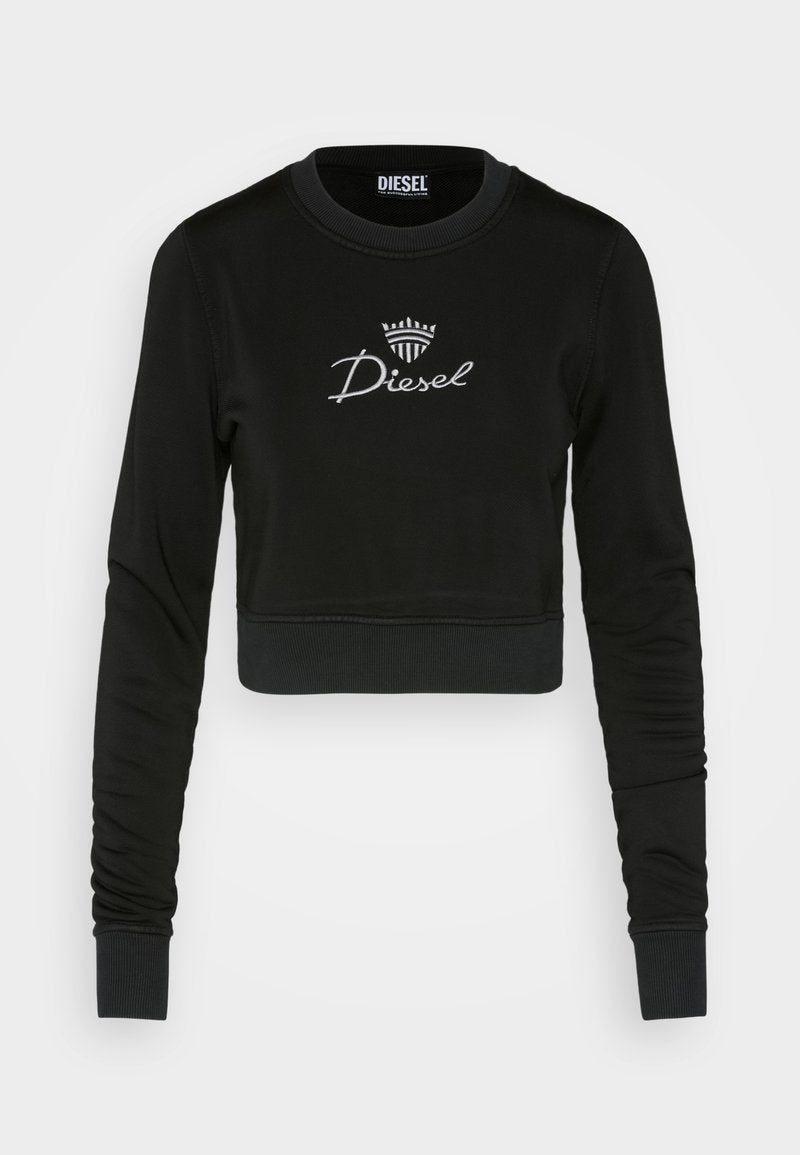 Schwarzes, long-sleeves, cropped Sweatshirt mit gerippten Bündchen und Saum, weißem Diesel-Logo und -Emblem, das auf der Brust gestickt ist.