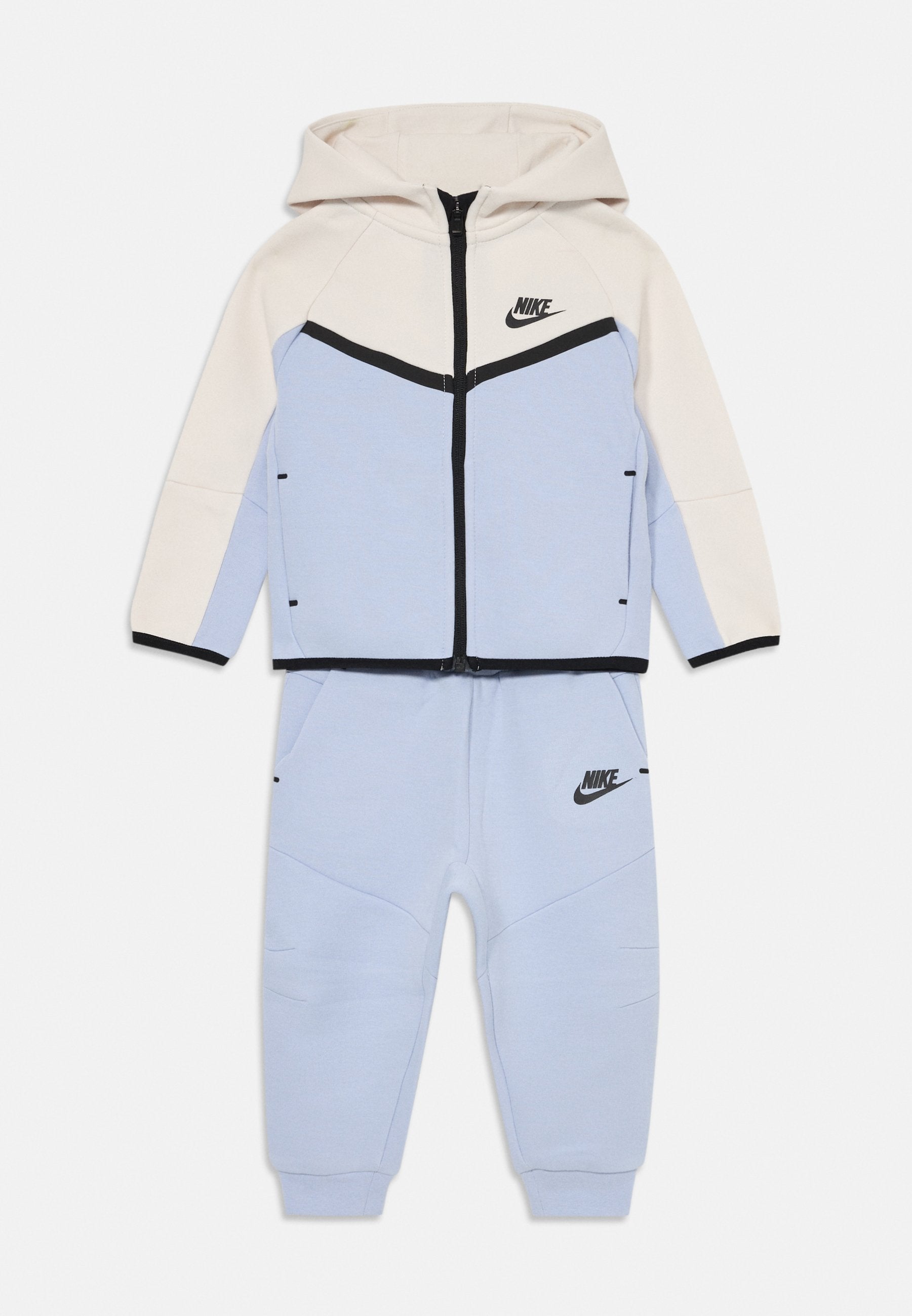 Nike Sportswear TECH SET UNISEX