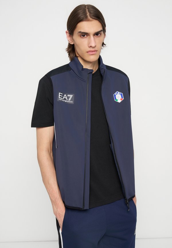 EA7 Emporio Armani