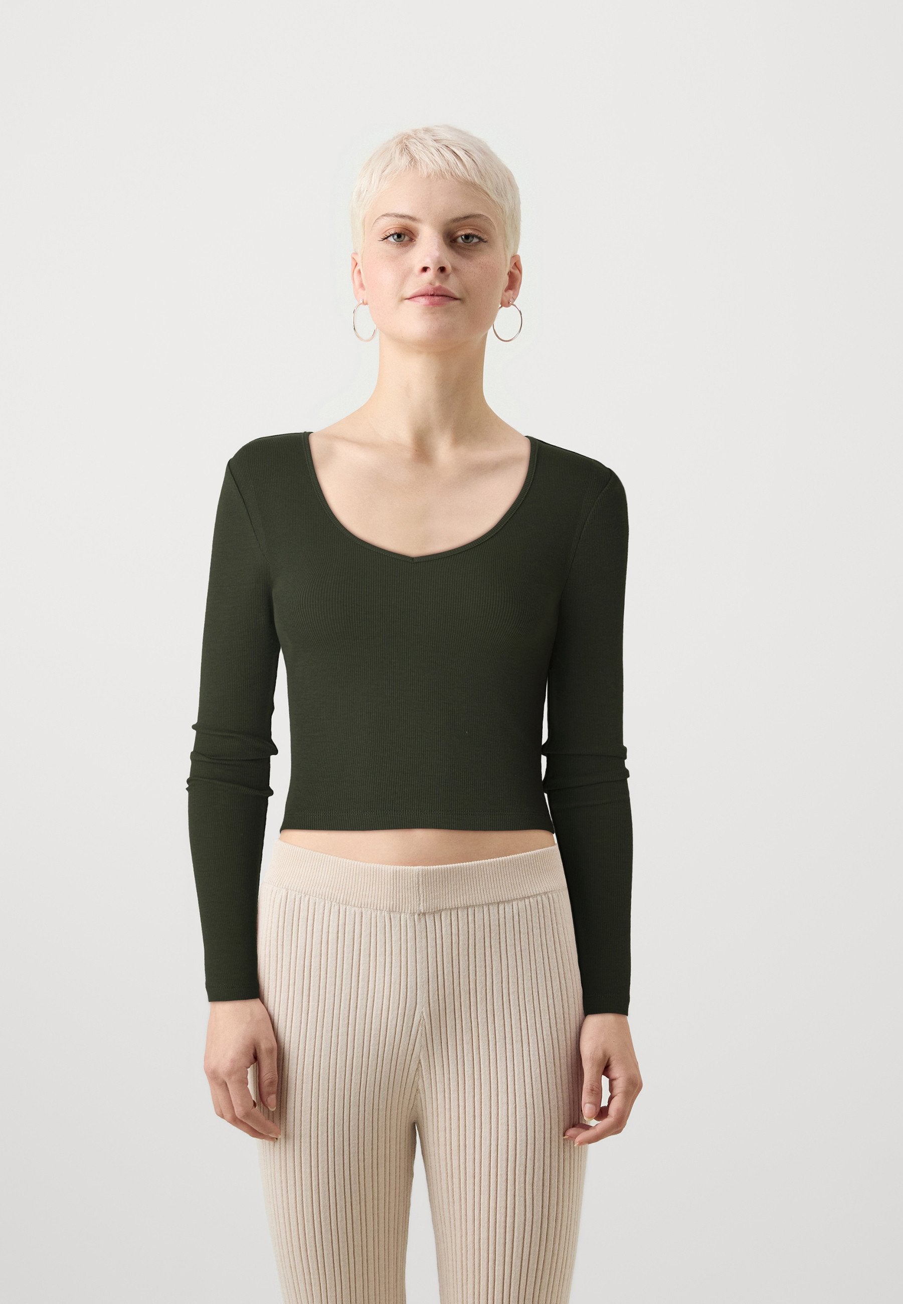 ONLY Petite ONLKAYA VNECK