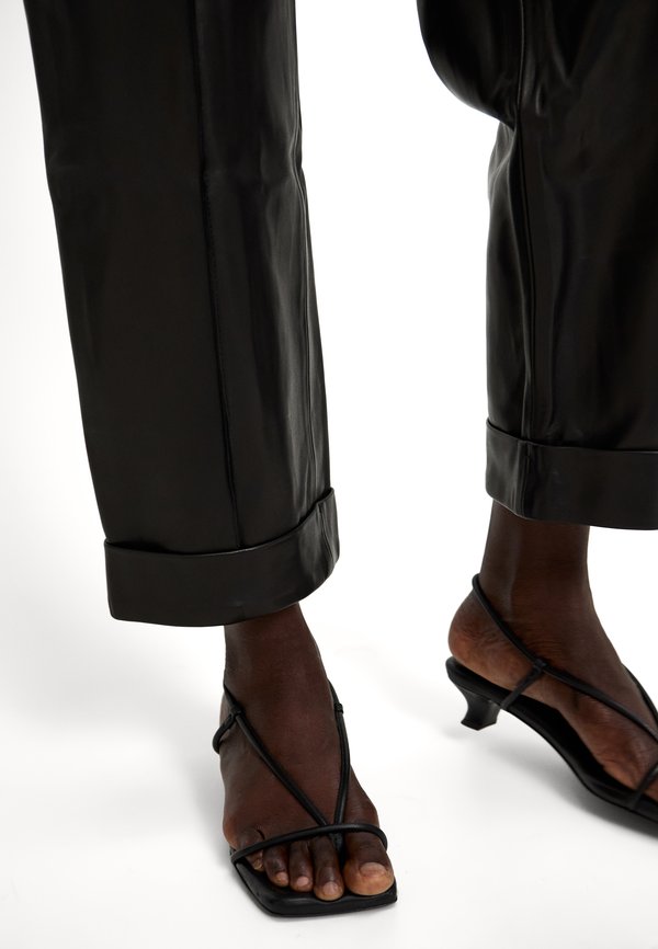 AERON ZIMA PANTS