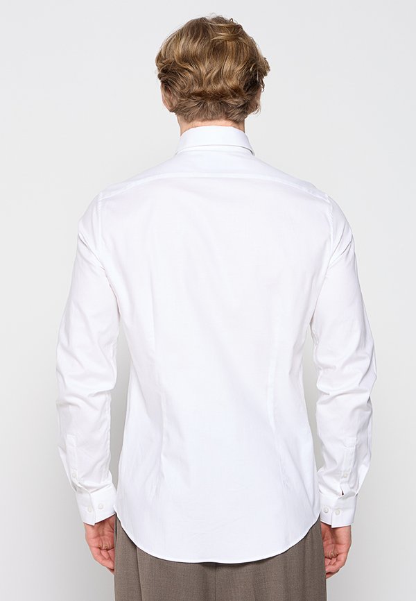 Calvin Klein SLIM FIT