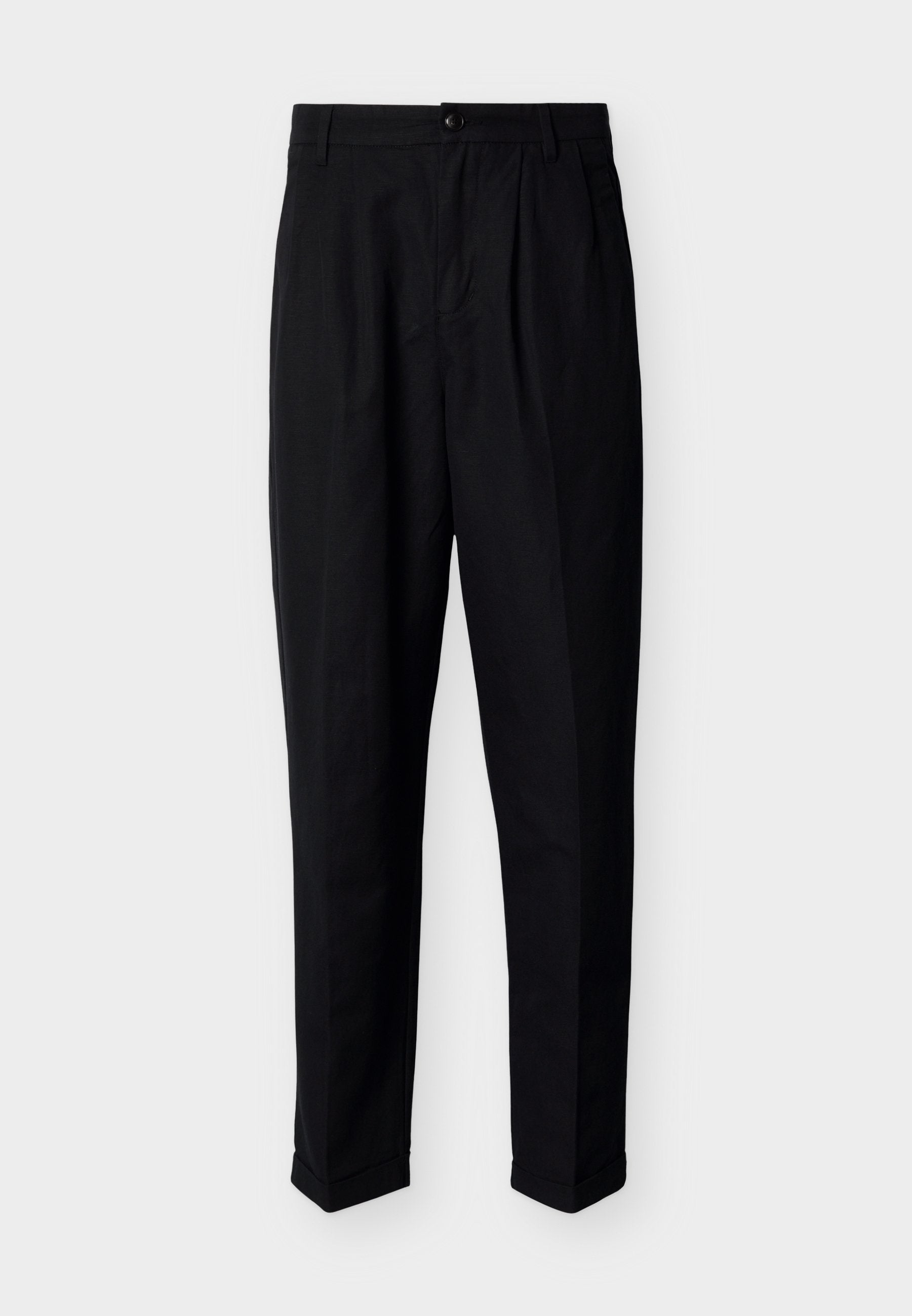 PLEATED PANTS Media 1