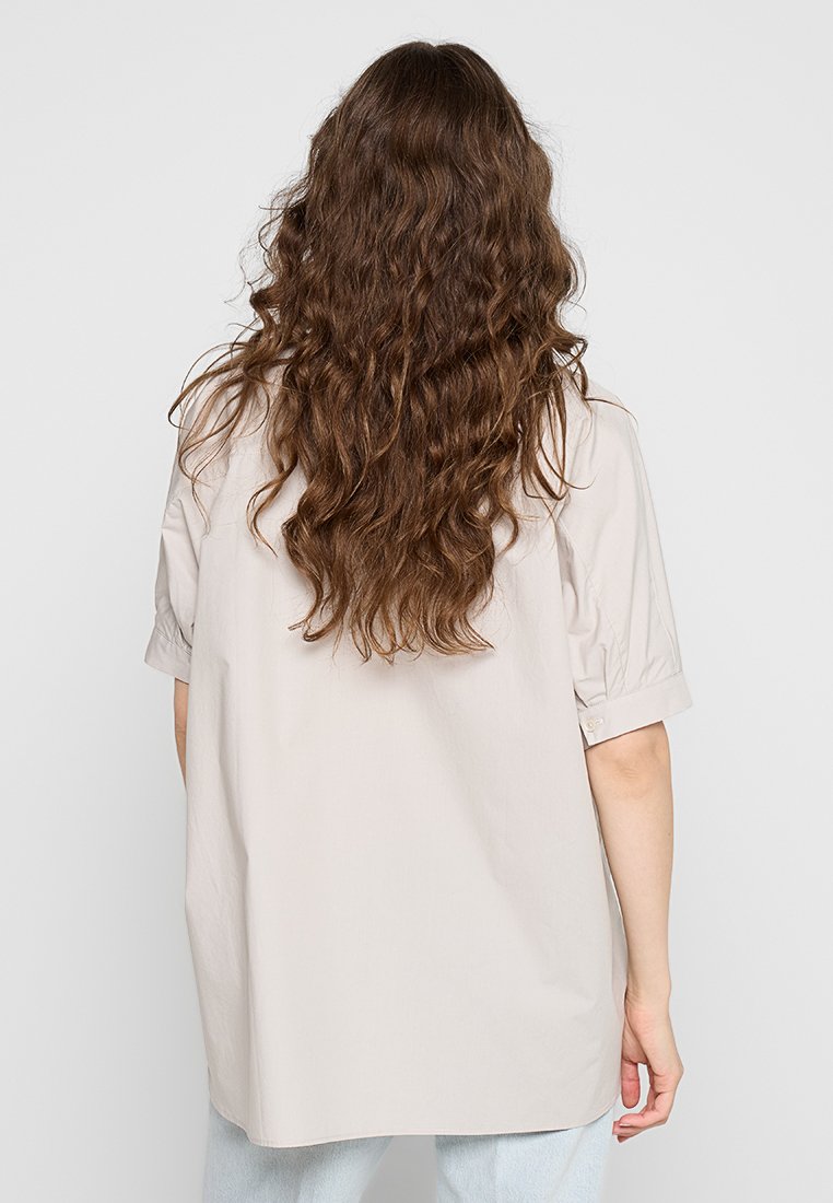True Religion OVERSIZED