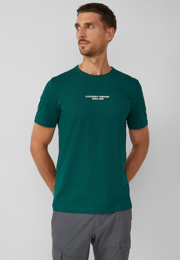 s.Oliver MIT ARTWORK UND NAHT-DETAILS - Print T-shirt - olivgrün