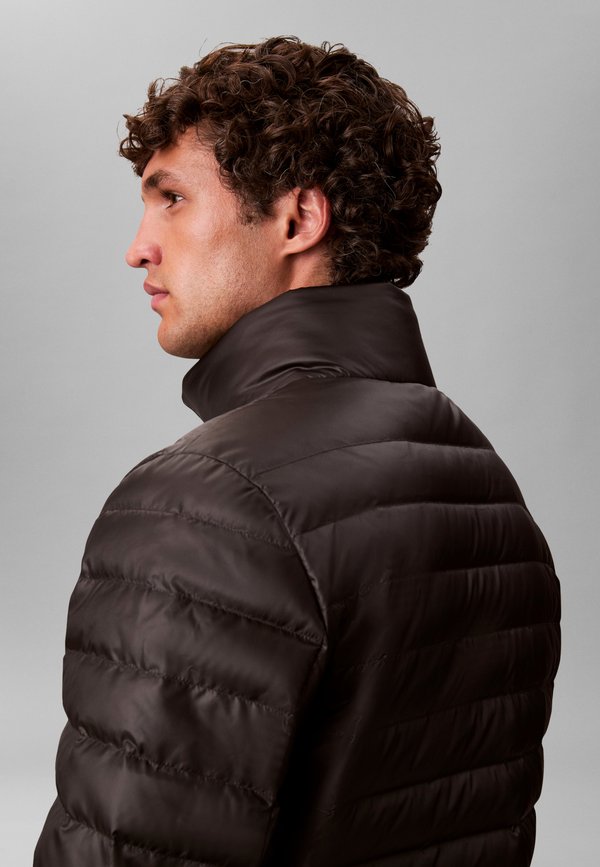 Calvin Klein CHANNELED PUFFER