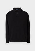 Schwarzer Pullover mit Kragen, dreiknöpfiger Knopfleiste, gerippten Bündchen und Saum, aus einem weichen Strickmaterial.