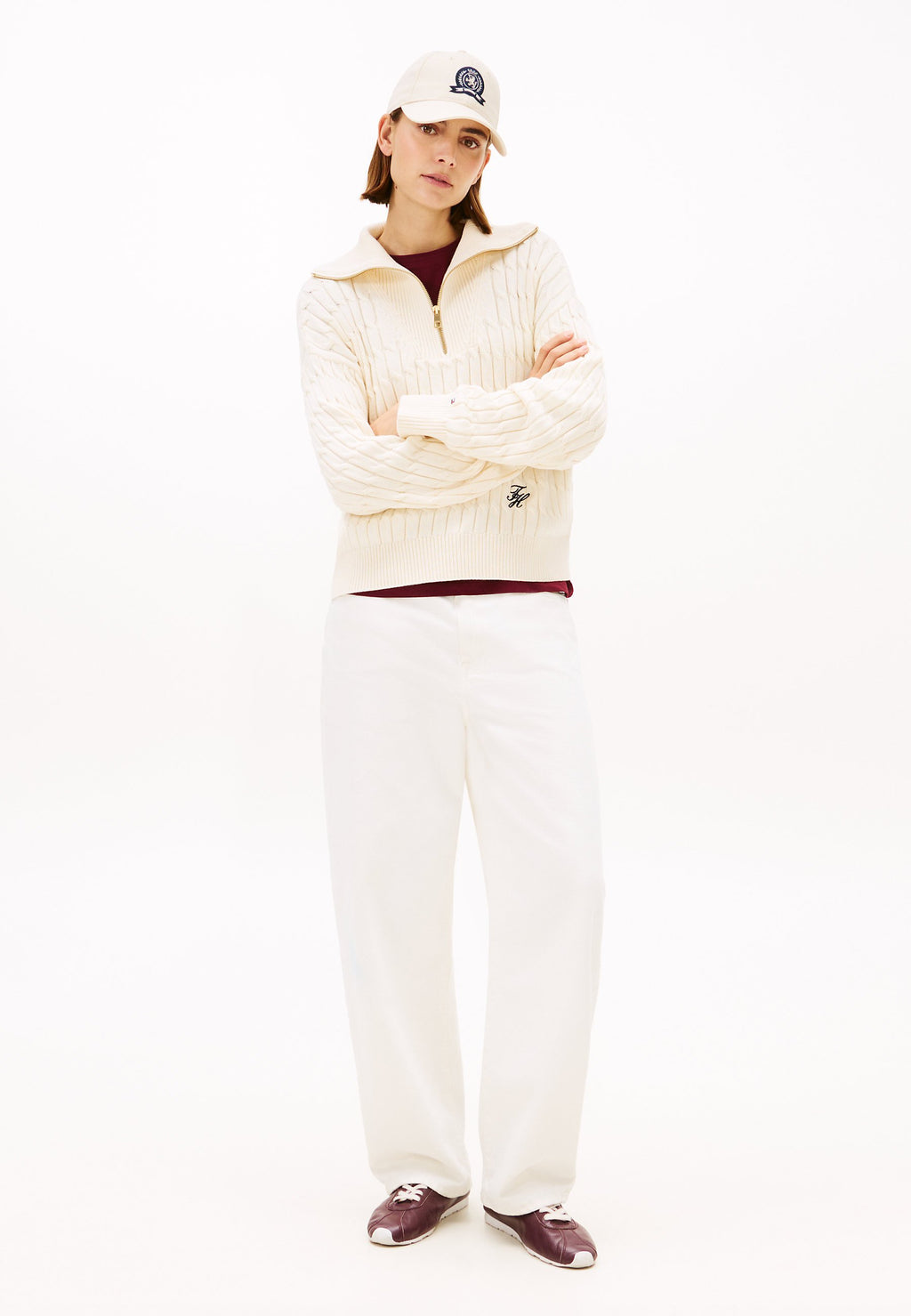 RELAXED CABLE KNIT HALF-ZIP JUMPER Media 2