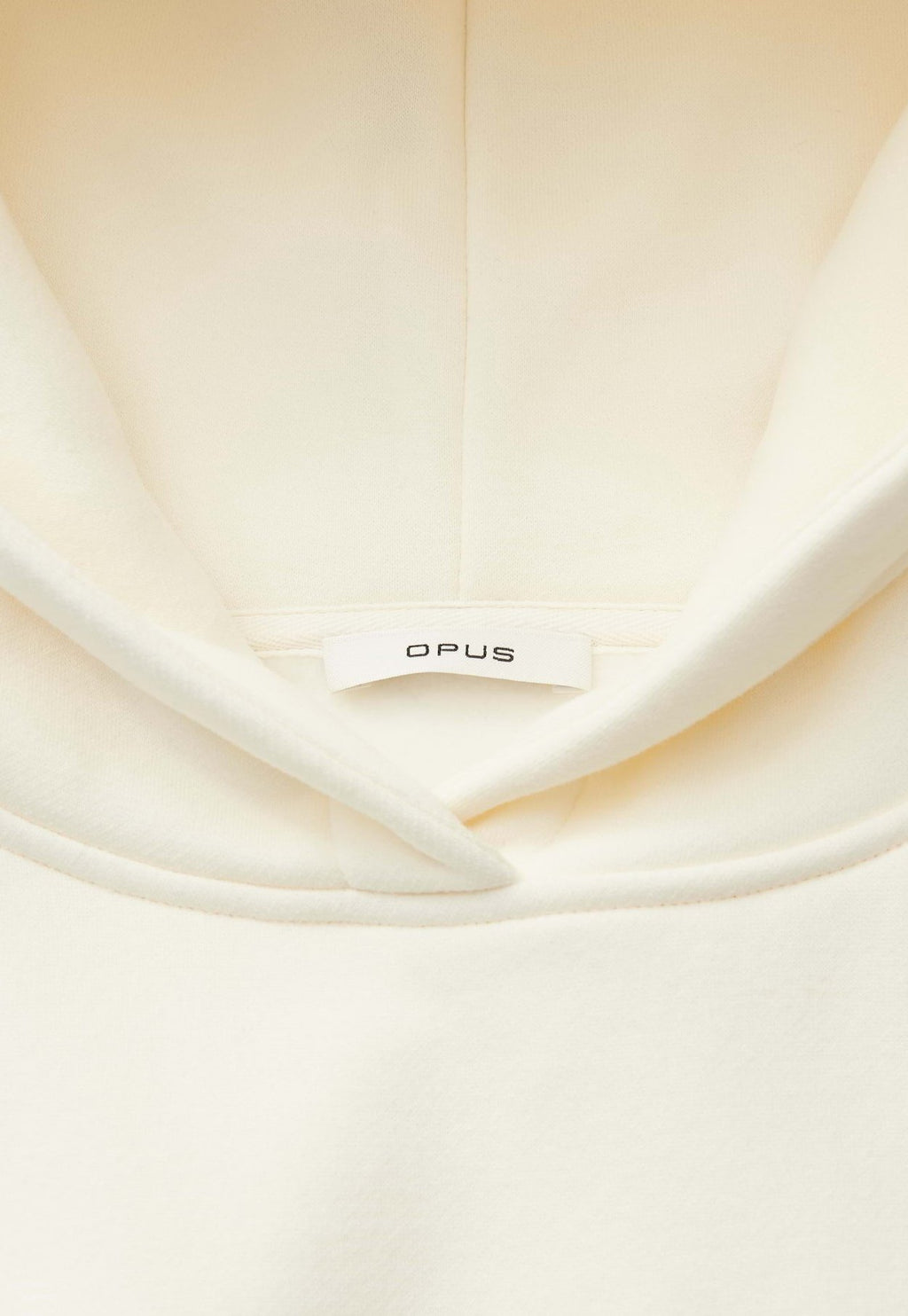 OPUS SOFT HOODED HEART DETAIL