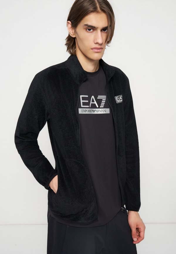 EA7 Emporio Armani