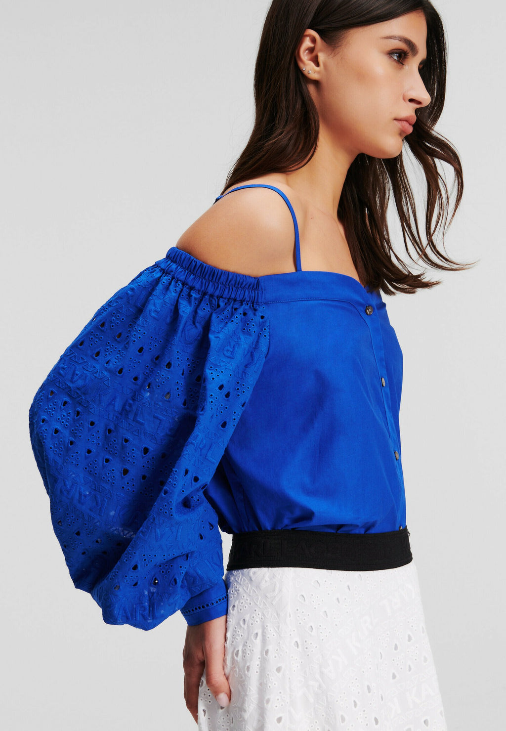 OFF SHOULDER EMBROIDERY Media 5