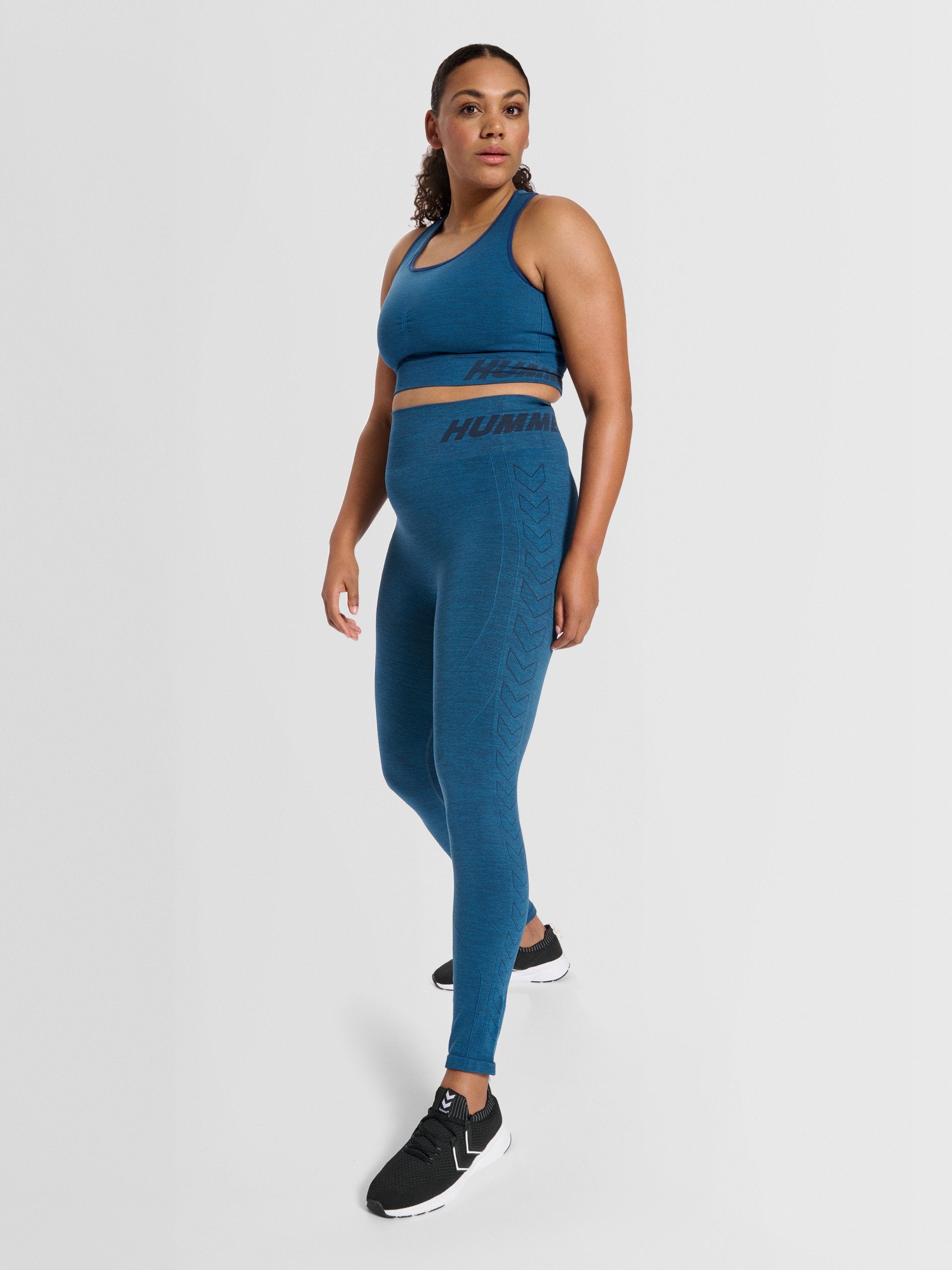 Hummel CURVE SEAMLESS
