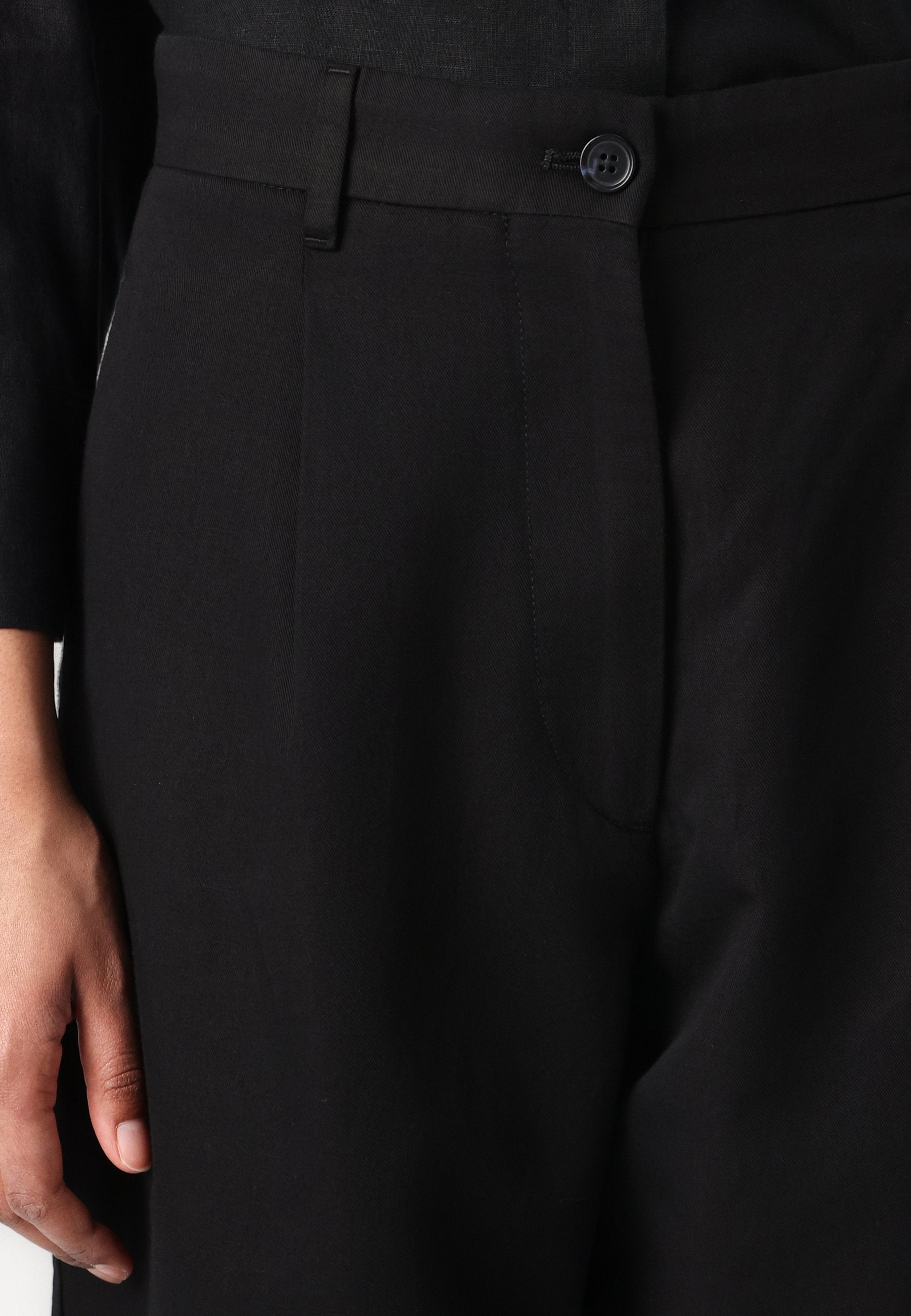 WIDE LEG PANT Media 6