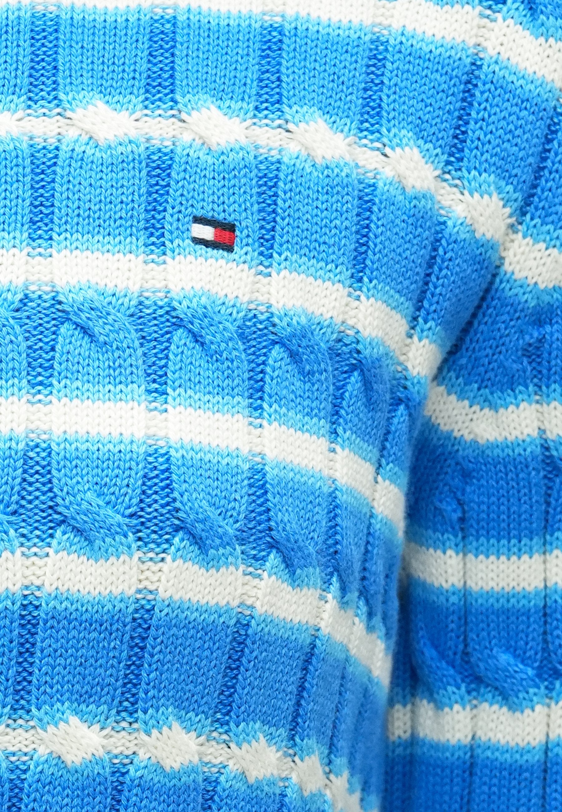 CABLE KNIT CREW NECK JUMPER Media 6