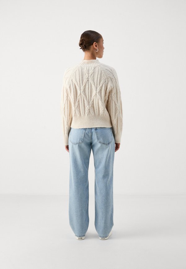 Vero Moda Petite VMBAILY HIGHNECK