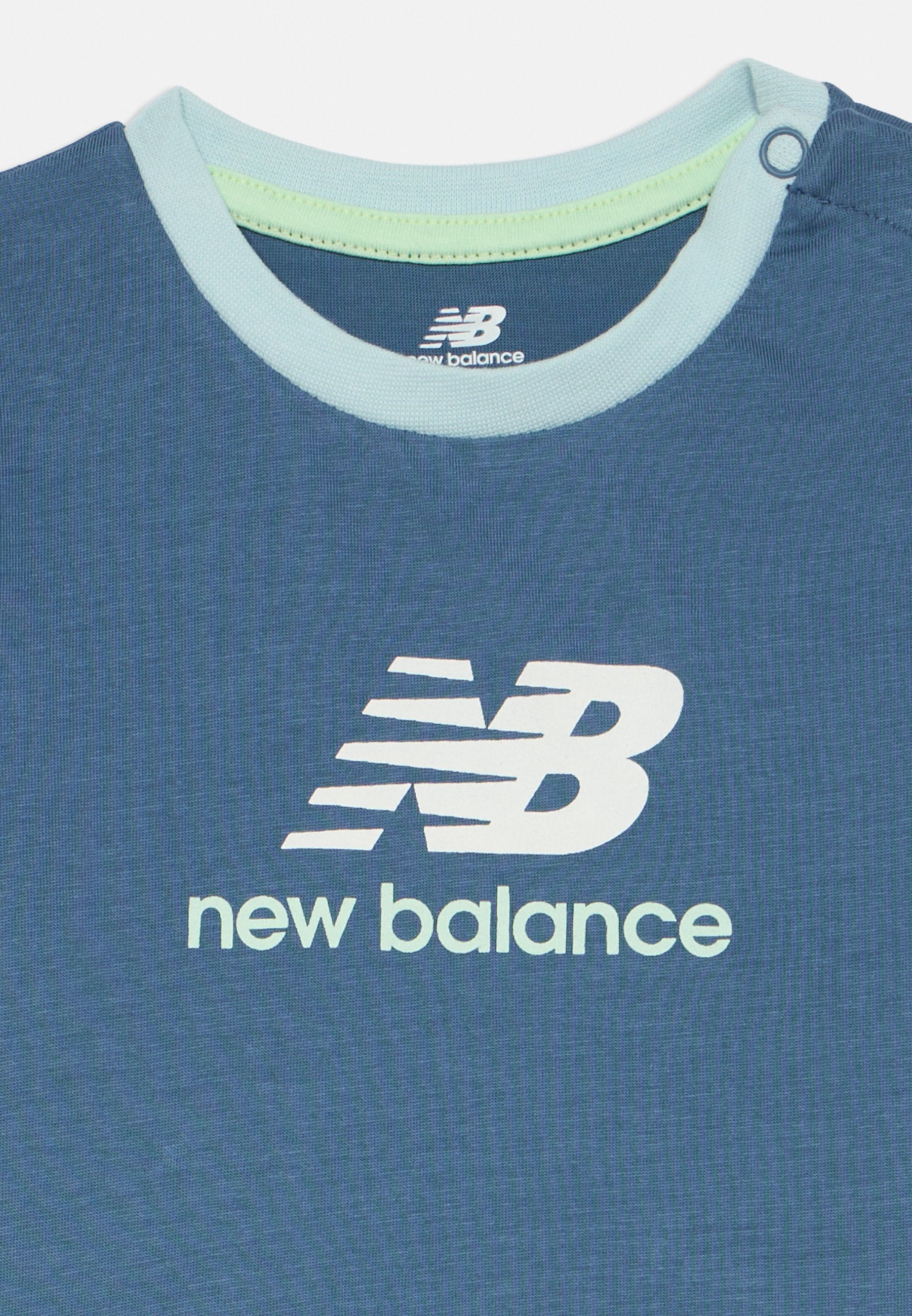 New Balance CONTRAST SET