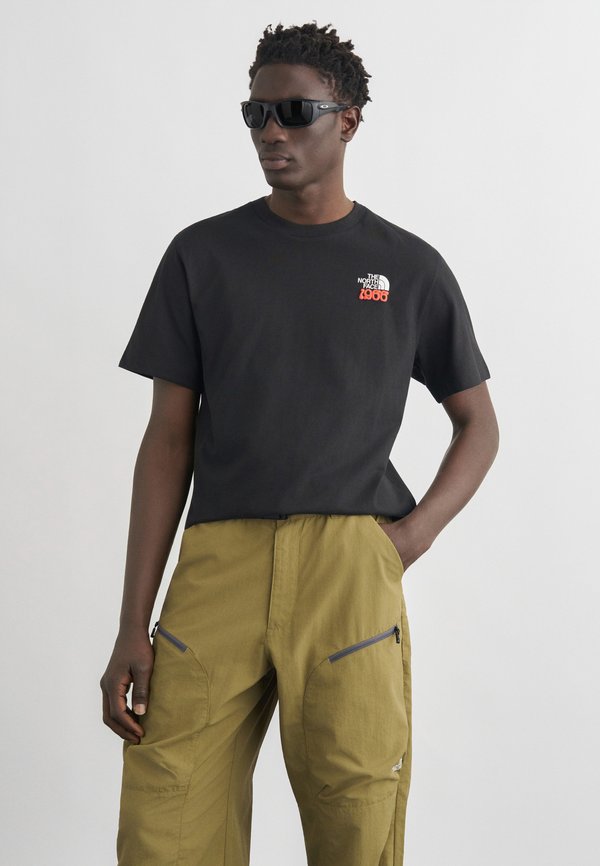 The North Face HALF DOME RELAXED SHORT SLEEVE TEE GRAPHIC