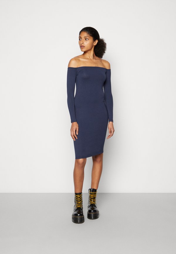 WAL G. HARRY OFF SHOULDER MIDI DRESS