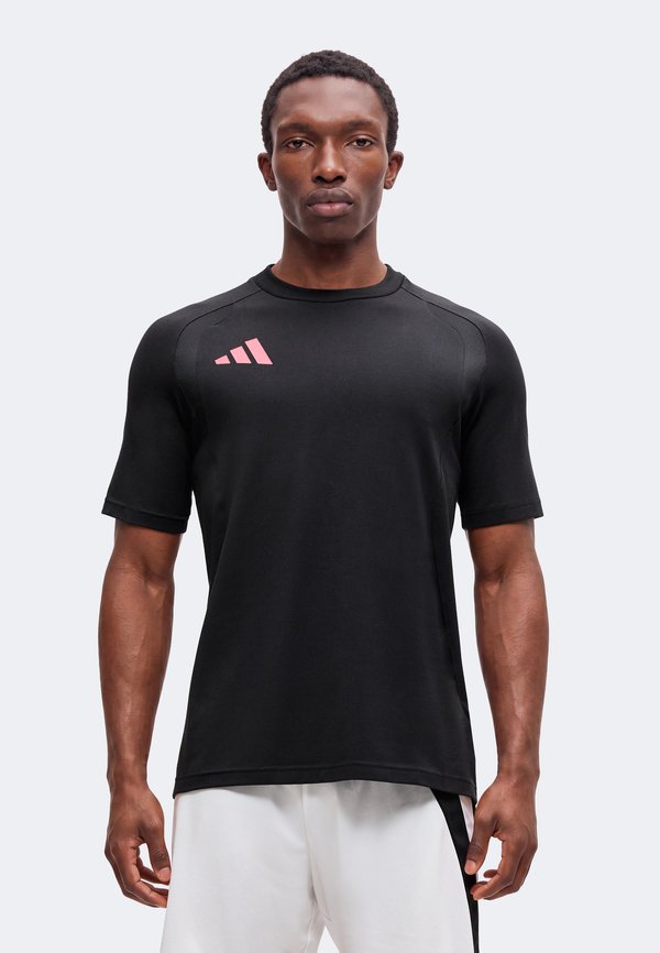 adidas Performance TIRO TRAVEL TEE - Sports T-shirt - black/power pink