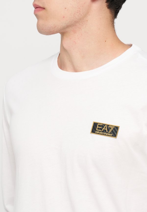 EA7 Emporio Armani