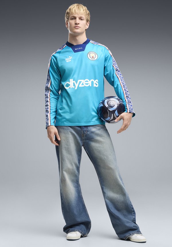 Puma MANCHESTER CITY KING RELAXED JERSEY MEN - Long sleeved top - speed blue-puma white