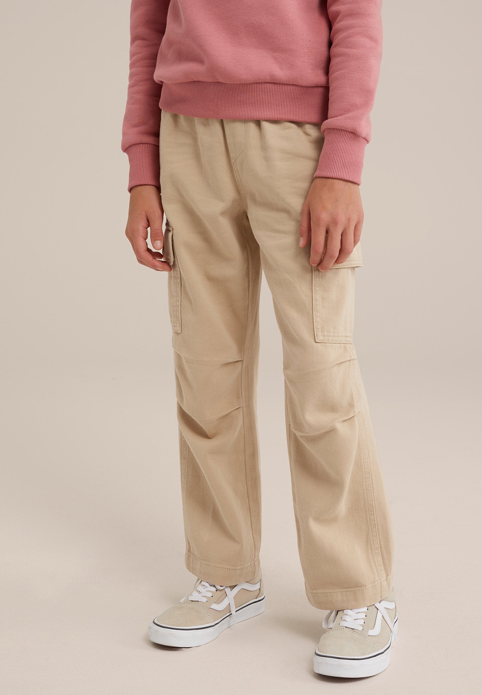 WE Fashion