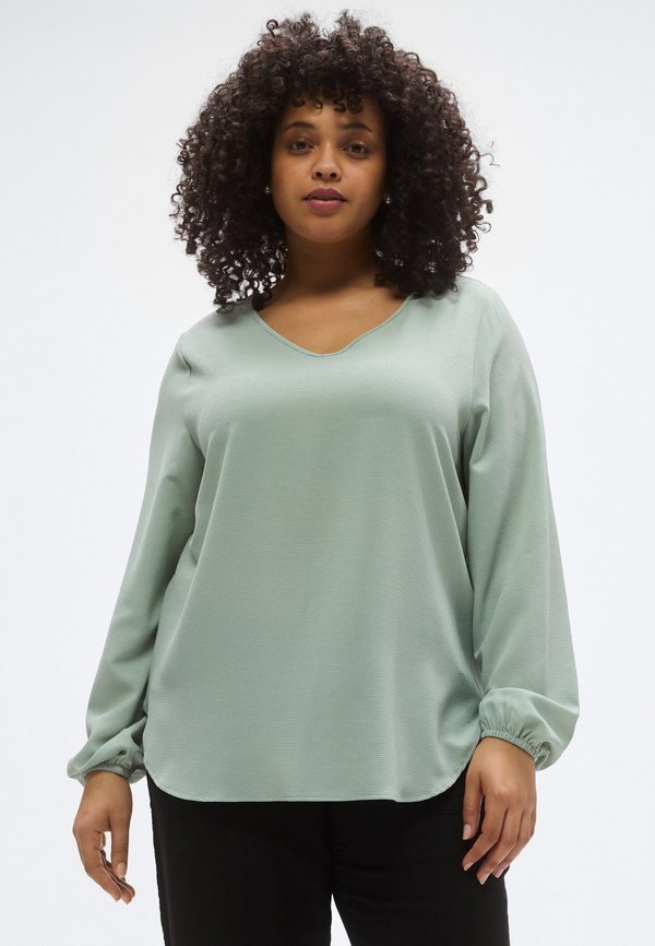 ONLY Carmakoma CARVICA L/S V-NECK TOP WVN NOOS