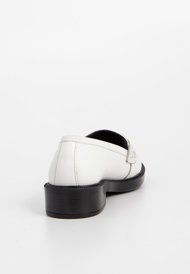 Dune London GIVE