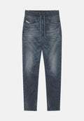 Denim-Jogginghosen in Dunkelblau mit leichter Waschung. Sie verfügen über einen elastischen Bund mit Kordelzug, zwei Fronttaschen und distressed Details.
