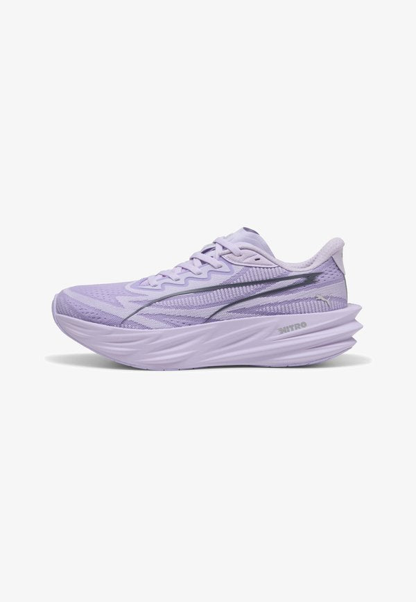 Puma DEVIATE PURE NITRO WNS - Road running shoes - light lavender-inky depths