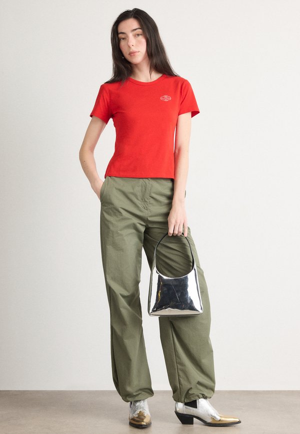 Calvin Klein Jeans SLIM COCKTAIL TEE