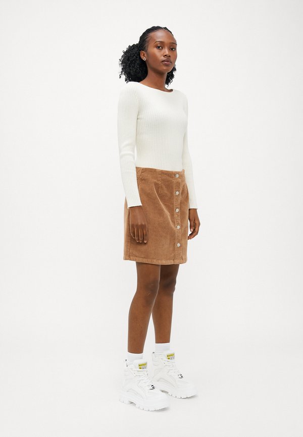 Vero Moda Petite VMETTA SHORT SKATER