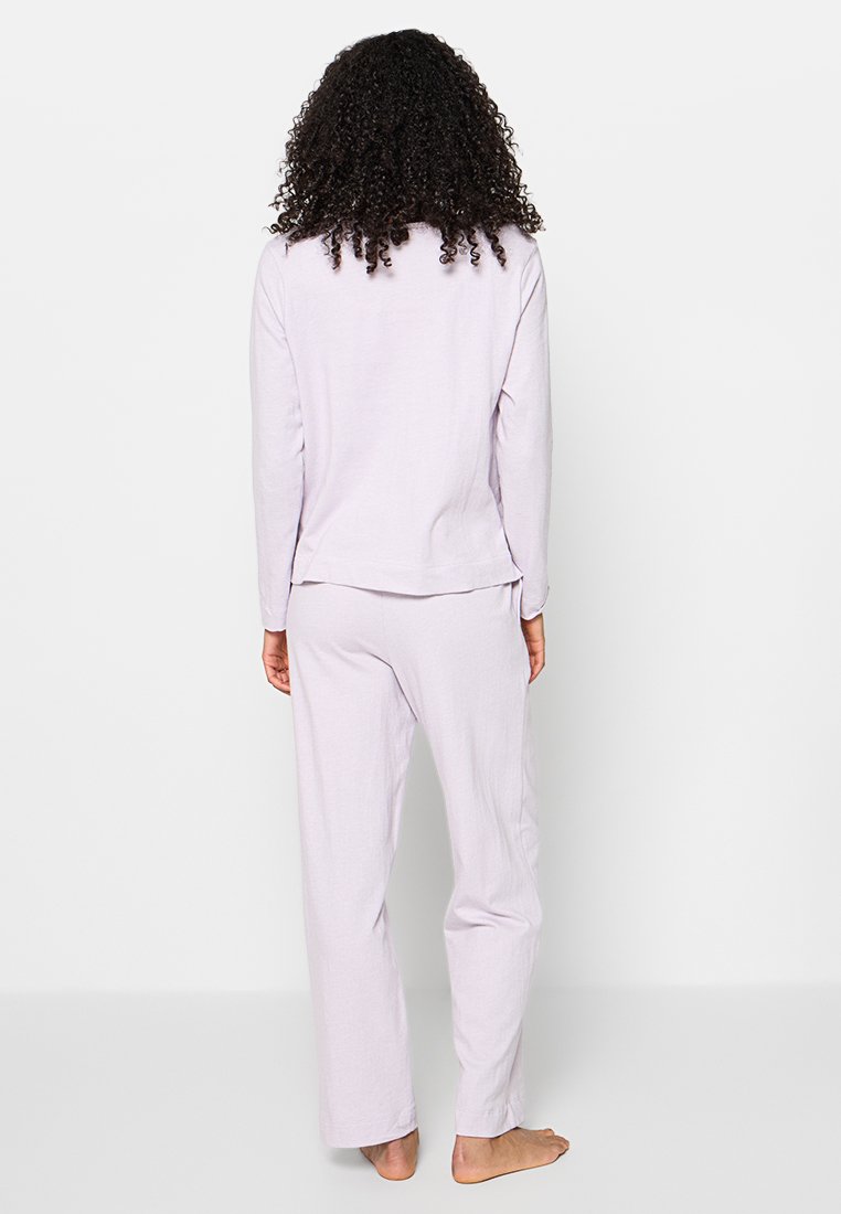Lauren Ralph Lauren