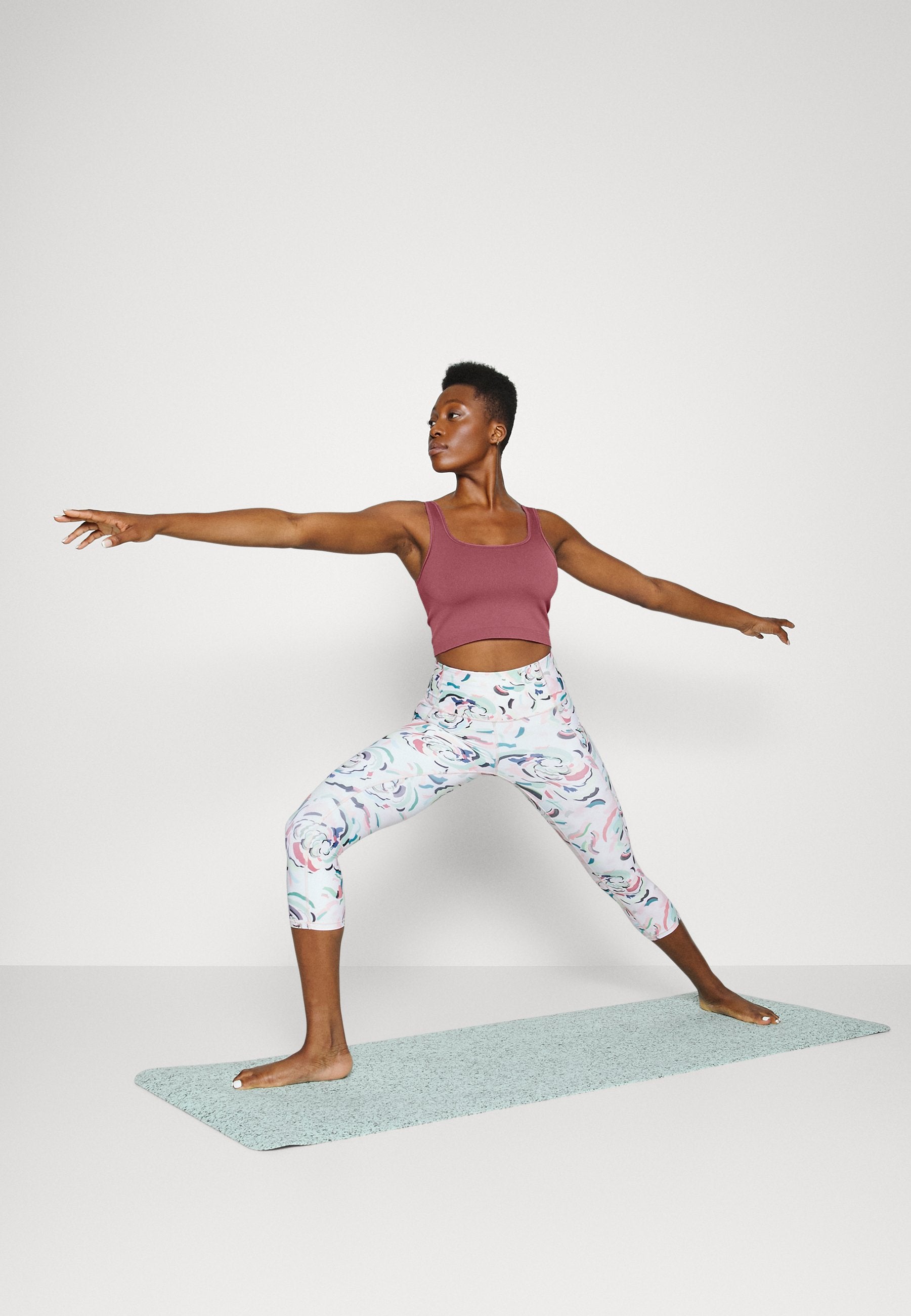 Athleta AURORA SCOOP CROP TANK