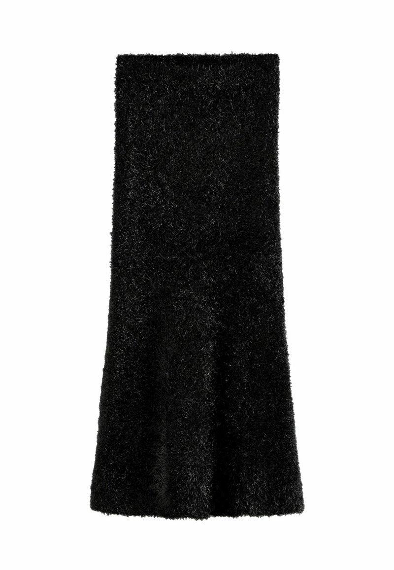 Schwarzer, flauschiger Rock mit ausgestellt Form. Hergestellt aus strukturiertem Material, mit knielangem Design und ohne sichtbare Verzierungen.