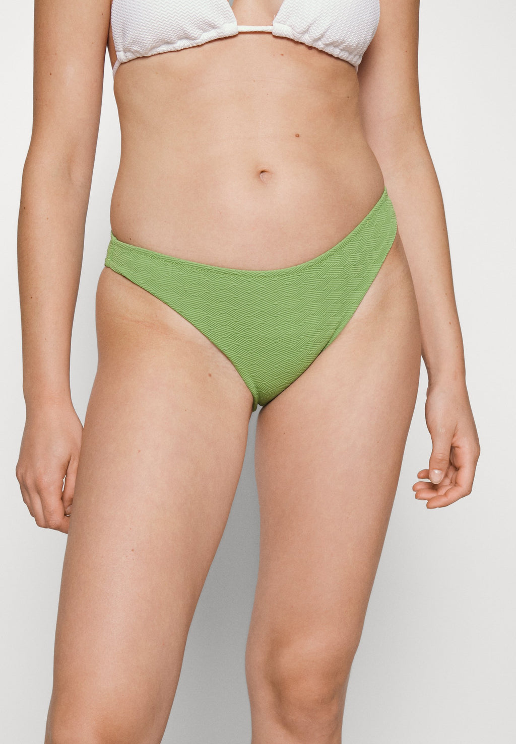Etam BEAUTY STANDARD