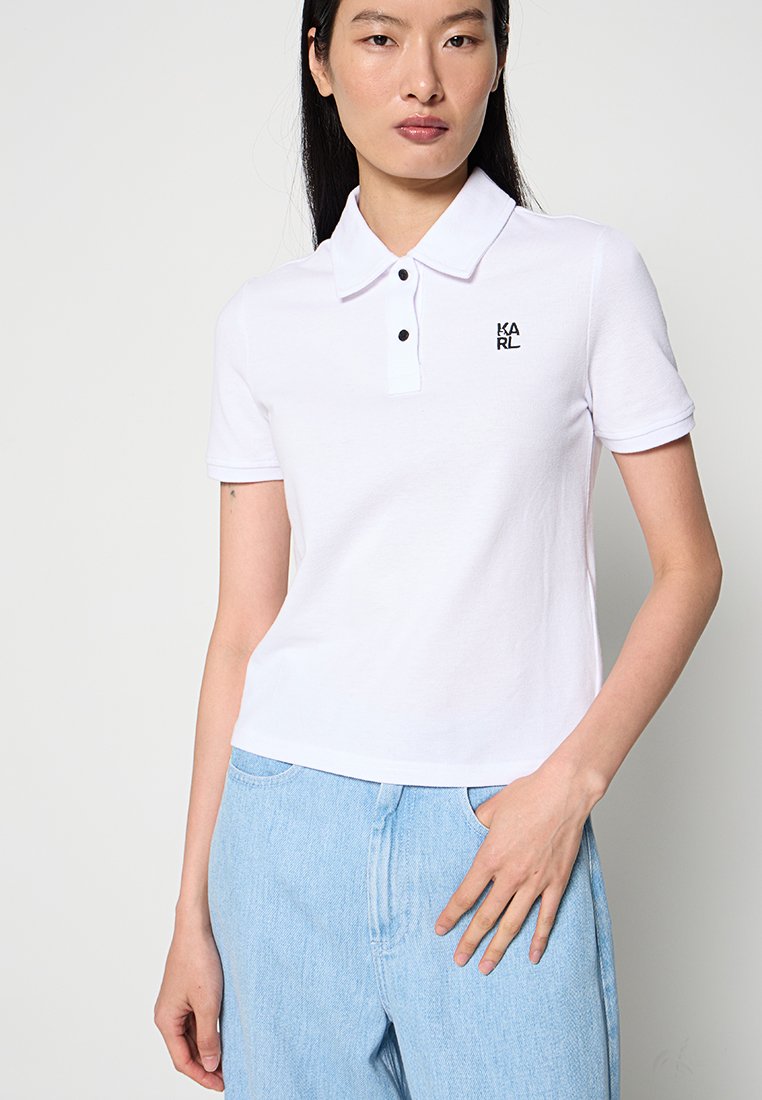  SLIM FIT  Media 4