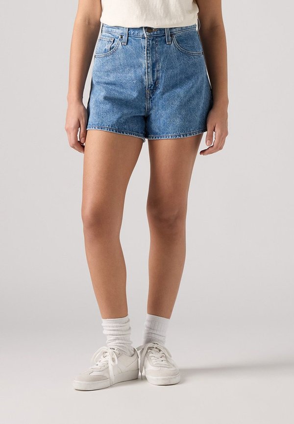 Levi's® HIGH WAIST MOM SHORT - Denim shorts - amazing