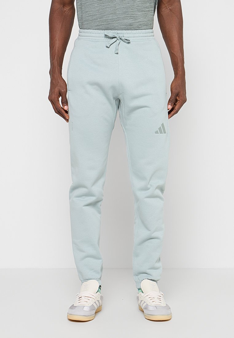 adidas Sportswear REGULAR FIT
