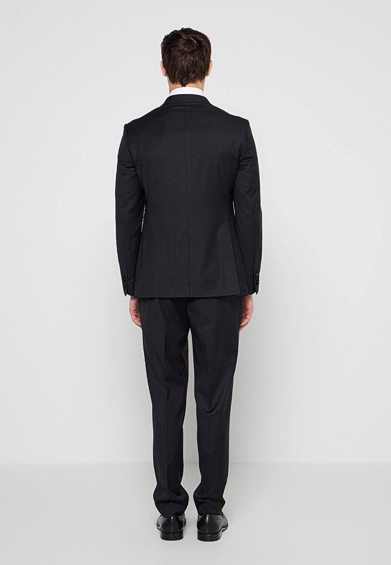 Michael Kors SLIM FIT
