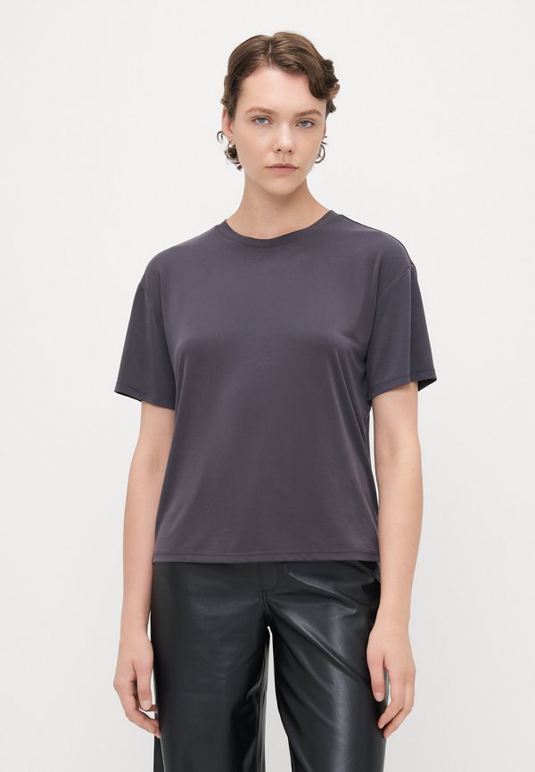 Vero Moda Tall VMFILLI TEE  - Basic T-shirt - asphalt