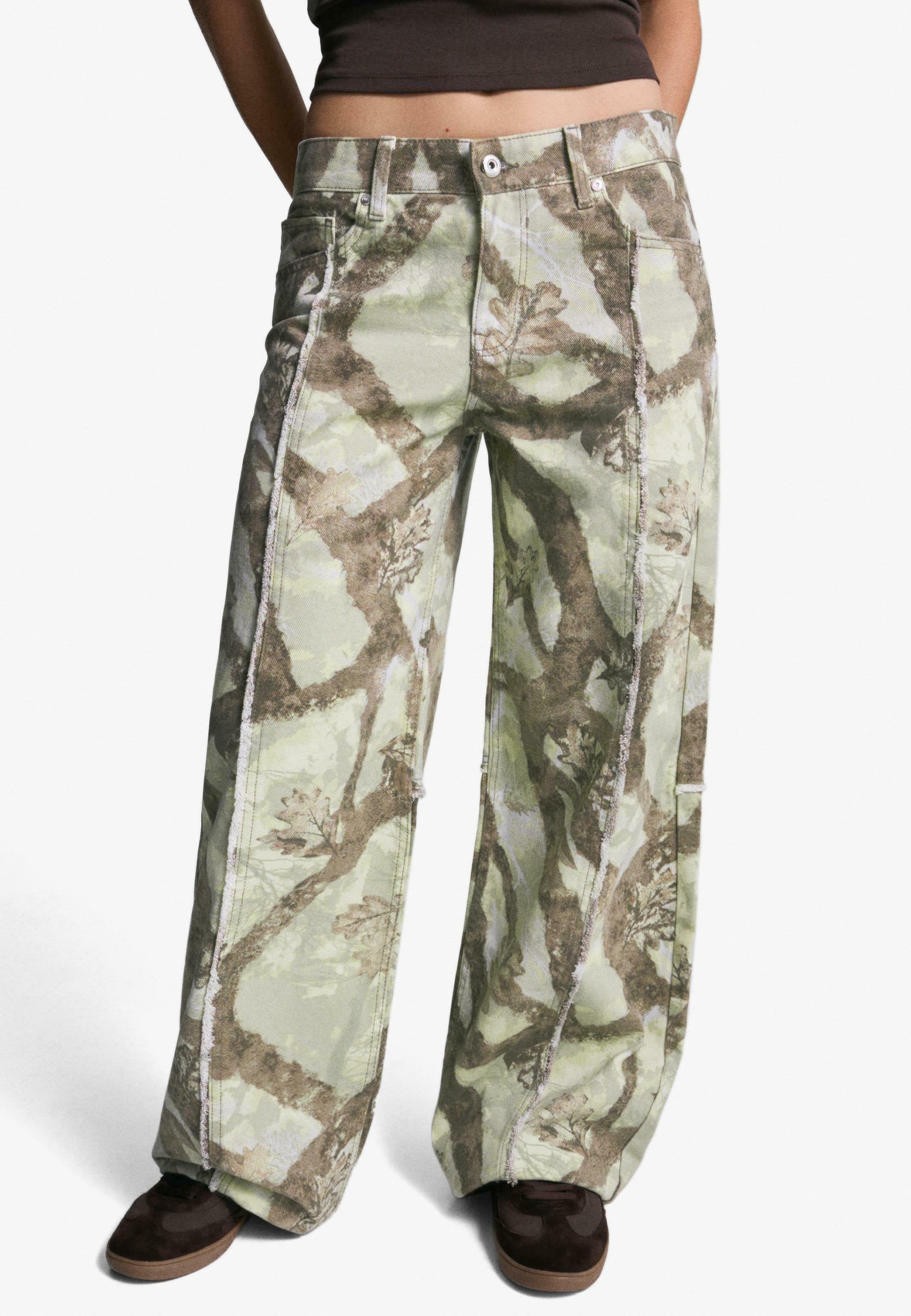 Bershka BOYFRIEND