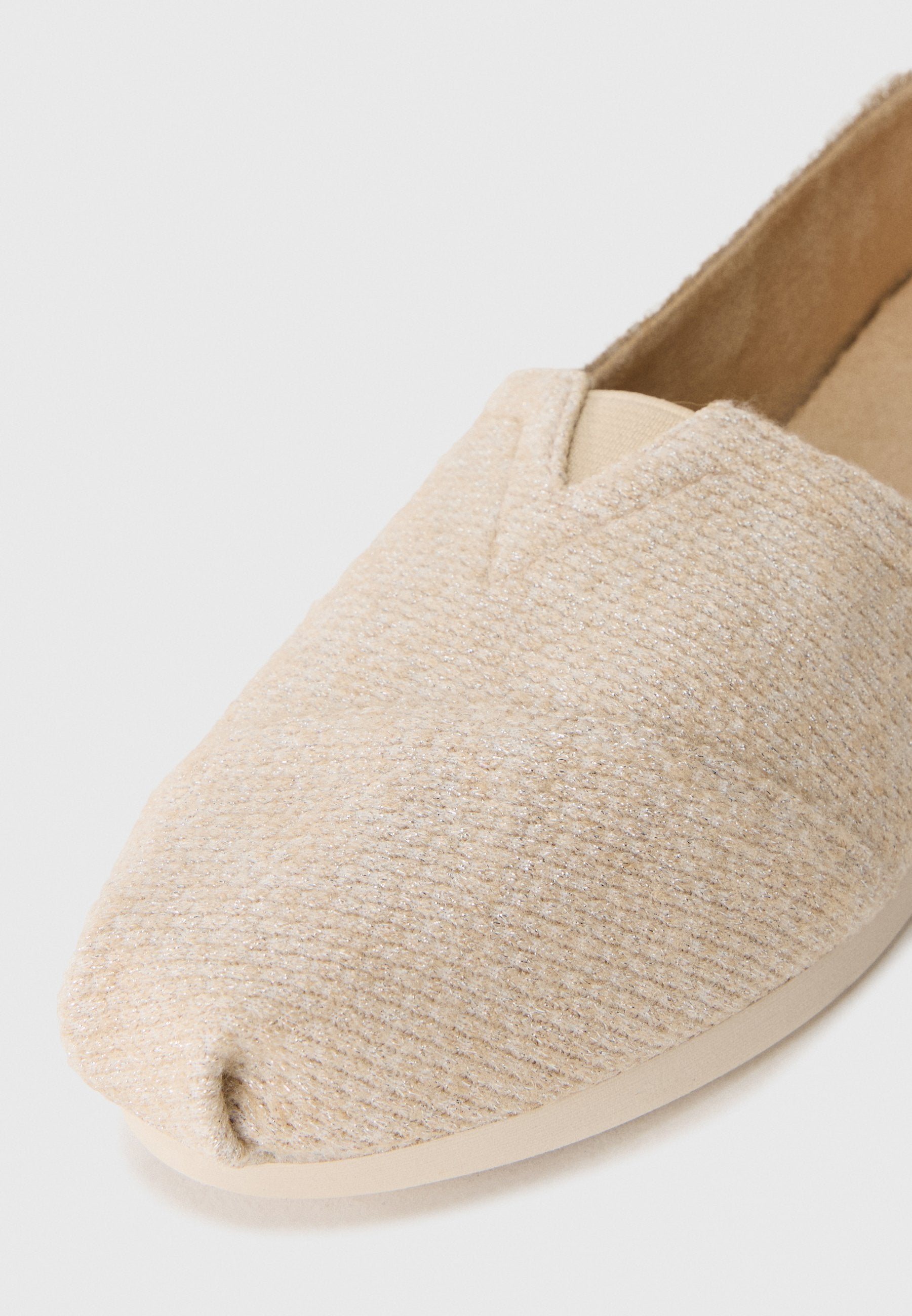 TOMS