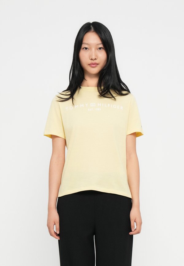 Tommy Hilfiger REG CORP LOGO  - Print T-shirt - zesty yellow