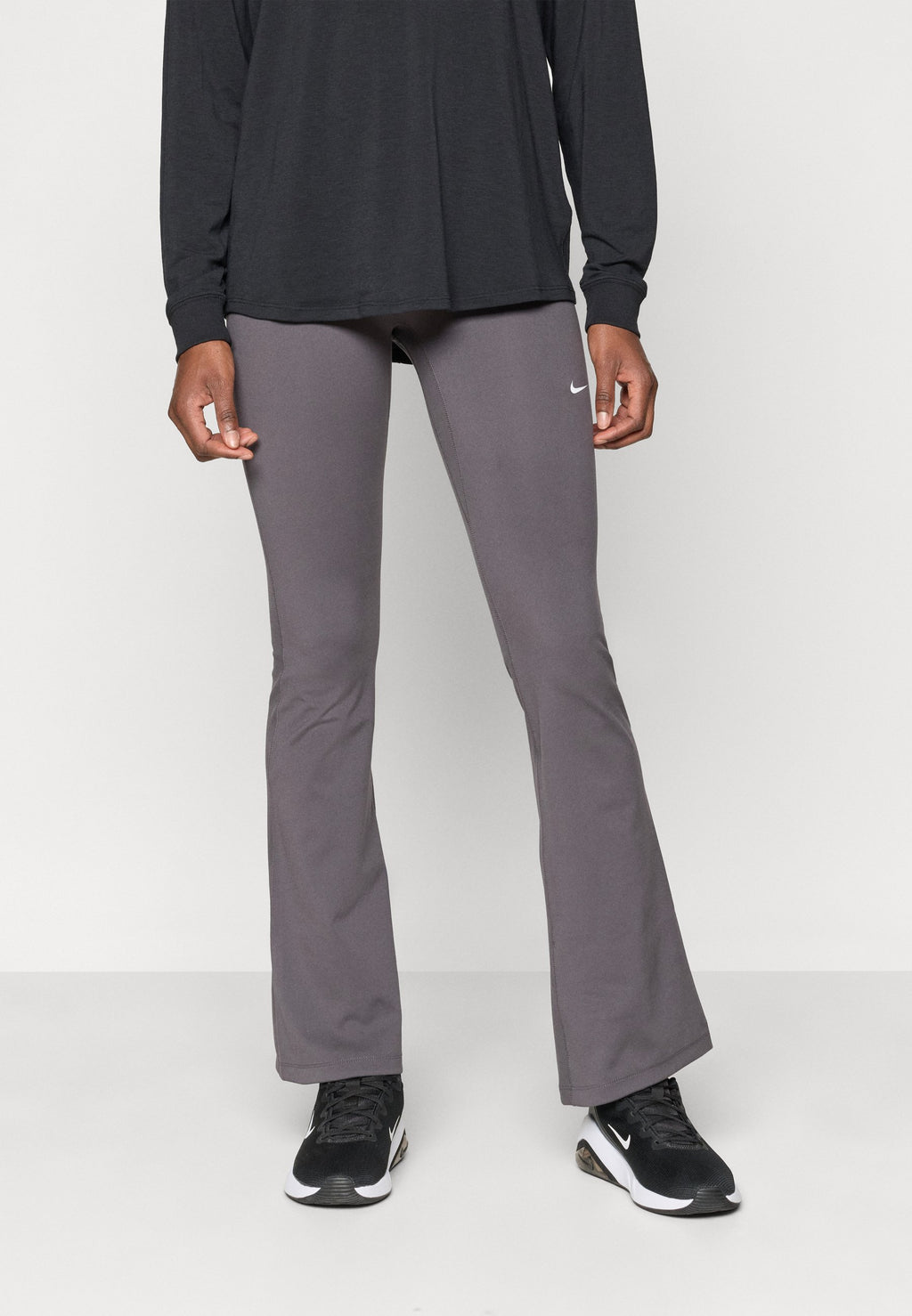 Nike Performance ONE